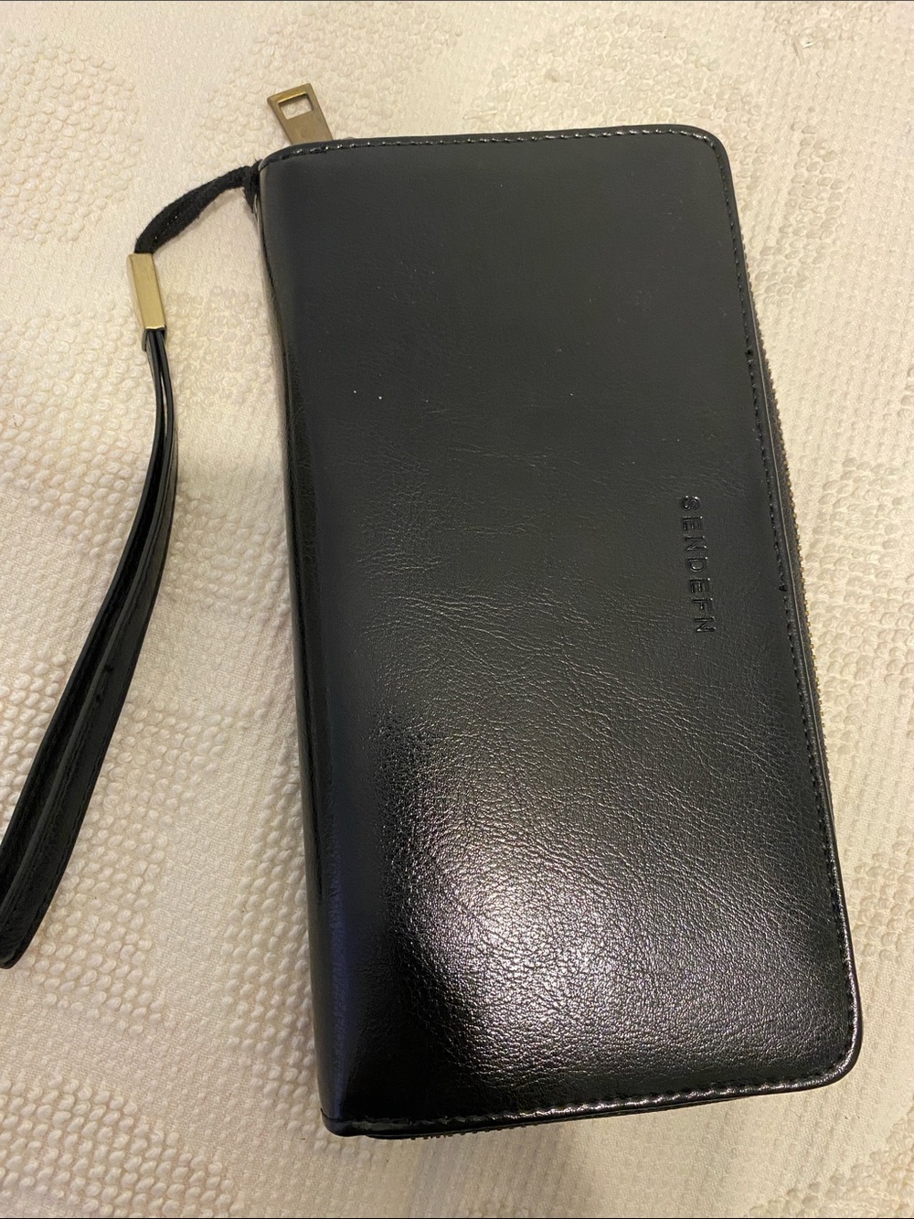 Sendefn Black Zip-Around Leather Wristlet Wallet, no damage